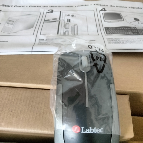 Labtec 967526-0403 Wireless Keyboard And mouse - Picture 5 of 9